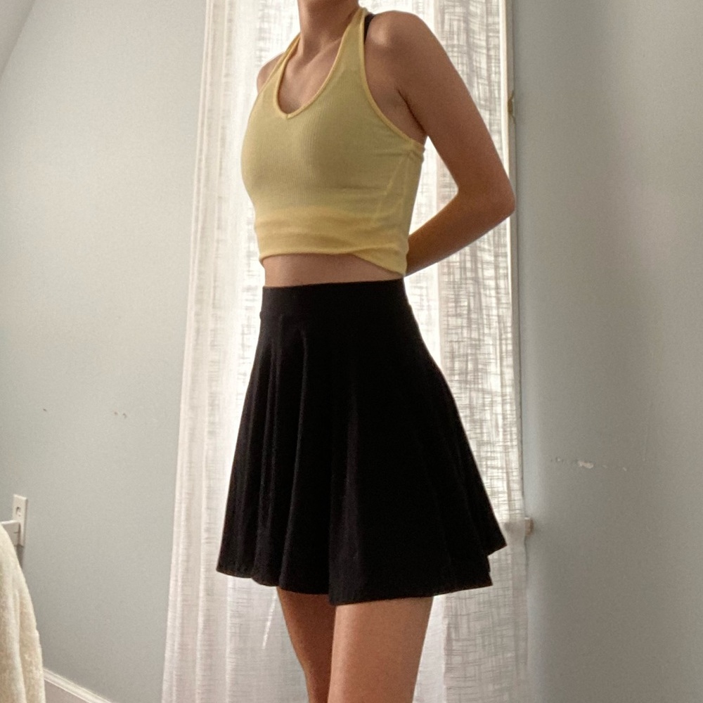 Black skater skirt